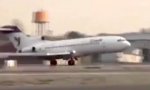 Lustiges Video : Flugzeuglandung ohne Vorderrad