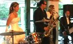 Lustiges Video : Trommelnde Braut