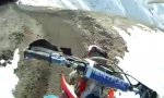 Lustiges Video : Bergwanderung auf 2 Rädern