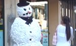 Funny Video : Scary Snowman Mixup