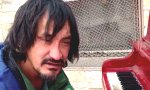 Lustiges Video : Der Obdachlose und das Piano