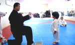 Lustiges Video : Mini Taekwondo Fighter