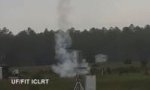 Rakete mit Kupferdraht in Gewitterwolke