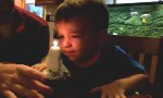 Funny Video : Blas die Kerze aus