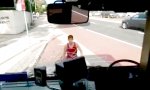 Funny Video : David gegen Bus