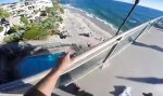 Lustiges Video - In den Pool vom 6. Stock