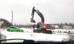 Funny Video : Der Baggerfahrer und die Schlägerprolls