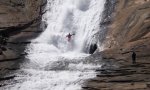 Funny Video - Mächtige Wildwasser-Rutsche