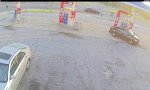 Funny Video : Vom Reifen umzingelt