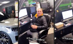 Lustiges Video : Auto im Büro