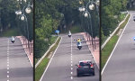 Lustiges Video - Autorität auf zwei Rädern