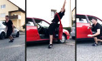 Useless Skill: Ab durchs Autofenster