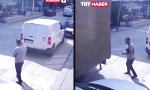 Lustiges Video : Manche retten den Tag im Vorbeigehen
